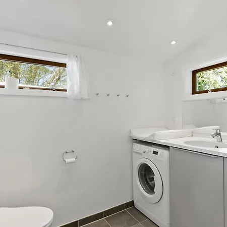 4 Bedroom Stunning In *