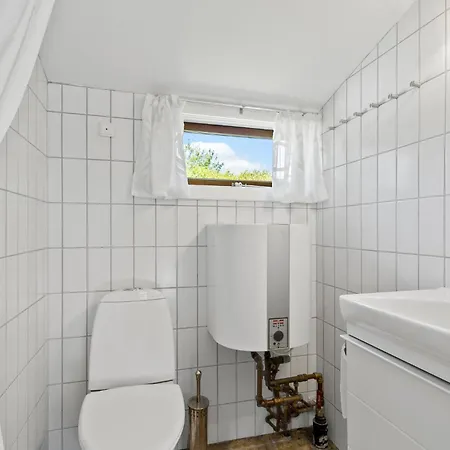 4 Bedroom Stunning In Holiday home