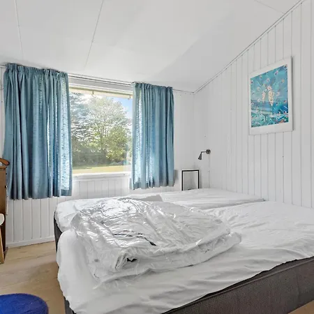 Holiday home 4 Bedroom Stunning In *