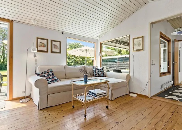 4 Bedroom Stunning In Gilleleje